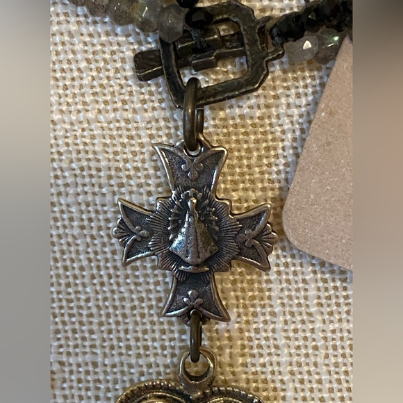 Love Heals Necklace - Picture 15 of 15